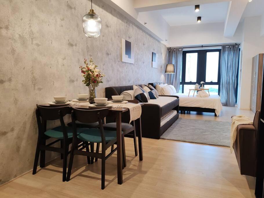 2-4pax New Stylish Lily Revo Pavillion Bukit Jalil - 55