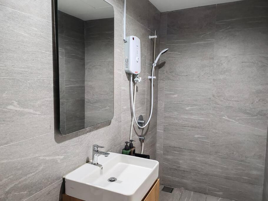 2-4pax New Stylish Lily Revo Pavillion Bukit Jalil - 55
