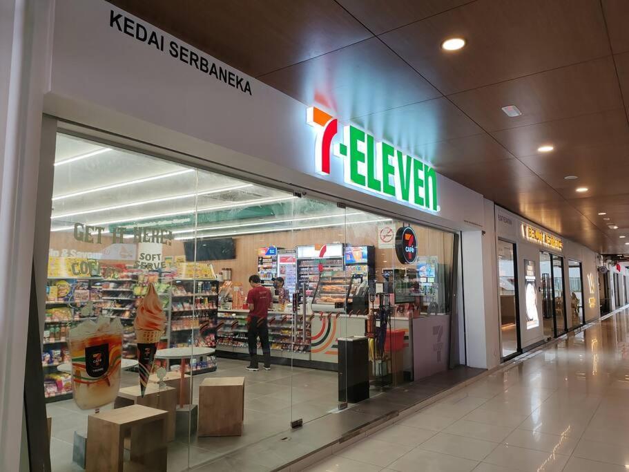 2-4pax New Stylish Lily Revo Pavillion Bukit Jalil - 55